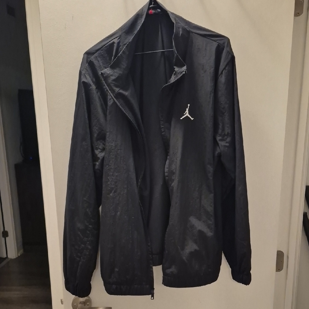 Jordan Black Windbreaker Jacket Size Large Like New